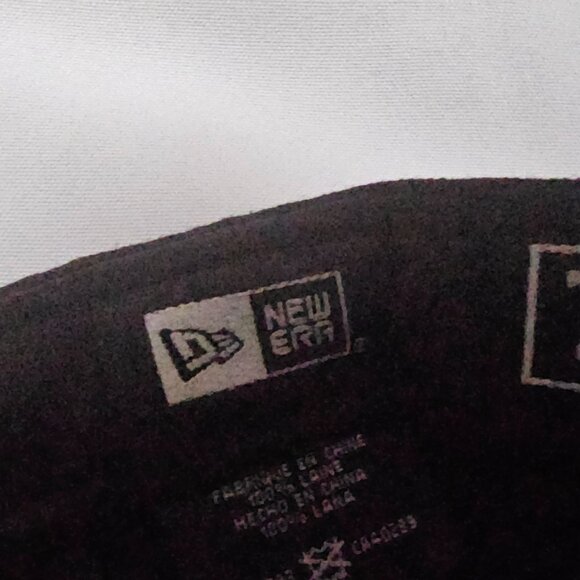 New Era Fits Black With Gray And Orange Swirl Embroidered Design Cap Size 7 3/8 - Picture 8 of 10